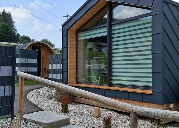 Stuhleckblick-ferienhaus Direkt An Der Piste Und Mit Eigener Sauna בקתה שפיטל אם זמרינג